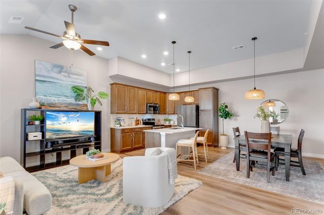 4180 S PARK Drive 200, Loveland, CO 80538