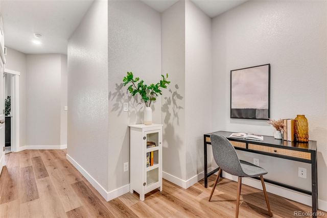 4180 S PARK Drive 200, Loveland, CO 80538