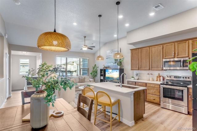 4180 S PARK Drive 200, Loveland, CO 80538