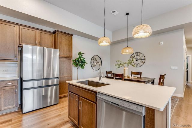 4180 S PARK Drive 200, Loveland, CO 80538