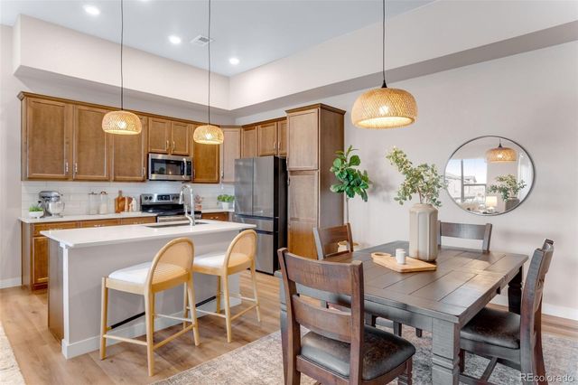 4180 S PARK Drive 200, Loveland, CO 80538