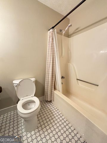 14 Emory Street, Newnan, GA 30265