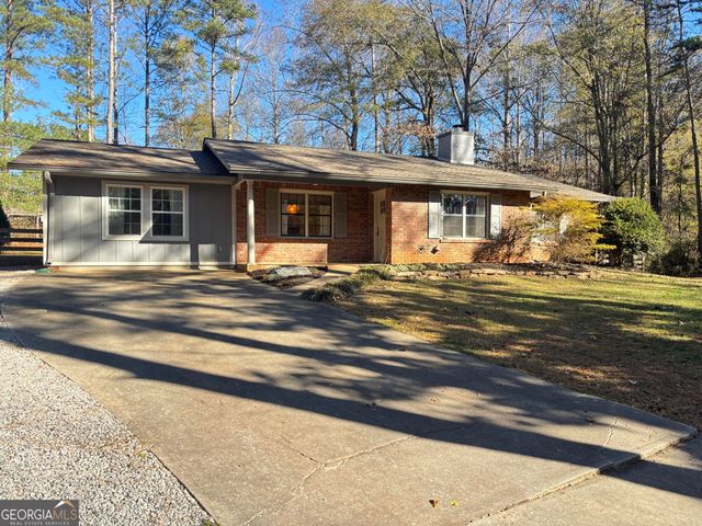 14 Emory Street, Newnan, GA 30265