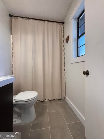 14 Emory Street, Newnan, GA 30265