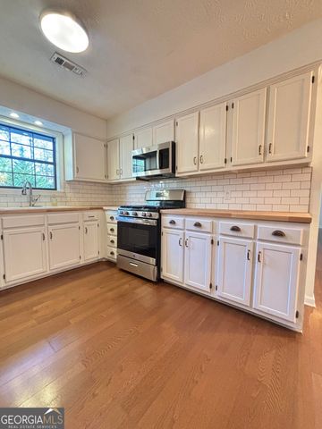 14 Emory Street, Newnan, GA 30265