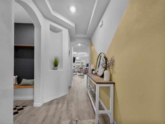 11207 Hawks Landing Drive, Aubrey, TX 76227