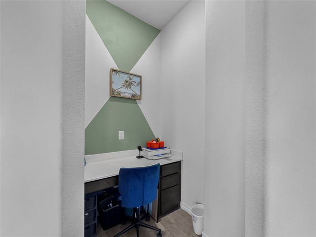 11207 Hawks Landing Drive, Aubrey, TX 76227