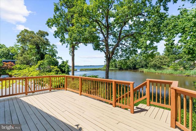 1000 LAKEVIEW LN, Annapolis, MD 21409
