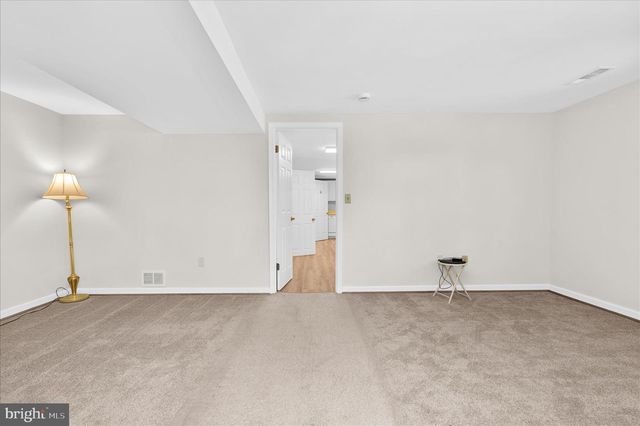 1000 LAKEVIEW LN, Annapolis, MD 21409