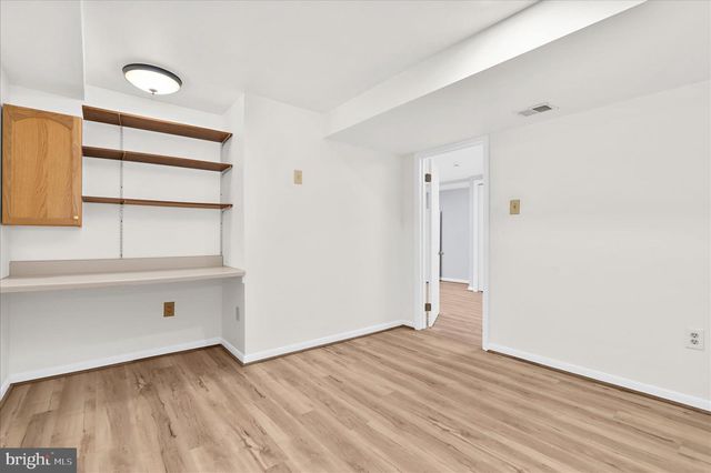 1000 LAKEVIEW LN, Annapolis, MD 21409