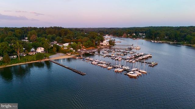 1000 LAKEVIEW LN, Annapolis, MD 21409