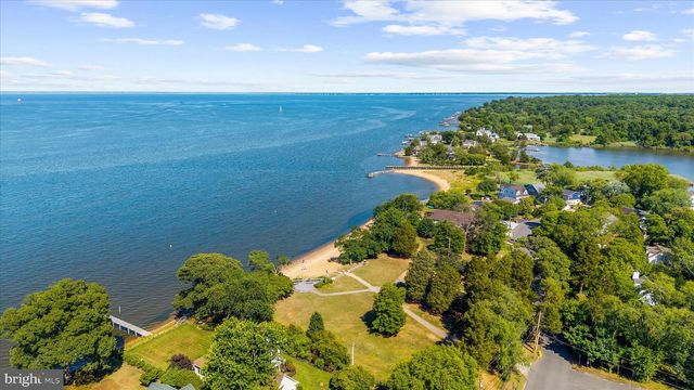 1000 LAKEVIEW LN, Annapolis, MD 21409
