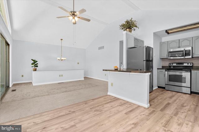1000 LAKEVIEW LN, Annapolis, MD 21409