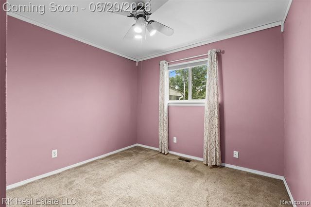 28987 James Drive, Warren, MI 48092
