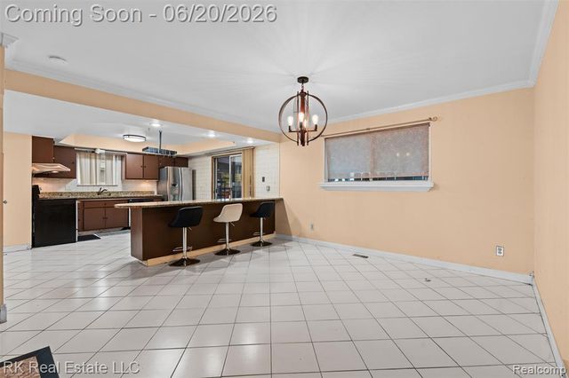 28987 James Drive, Warren, MI 48092