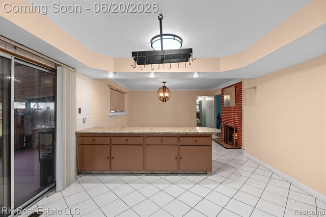28987 James Drive, Warren, MI 48092