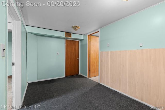 28987 James Drive, Warren, MI 48092