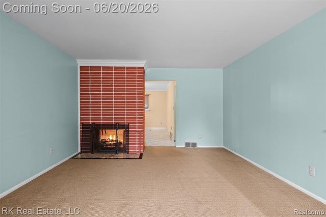 28987 James Drive, Warren, MI 48092