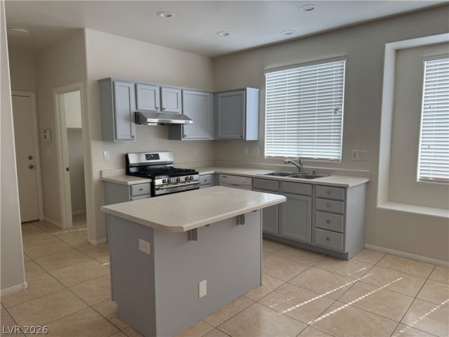 9071 IRON CROW Avenue, Las Vegas, NV 89147