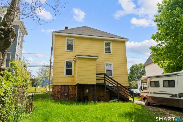 242 Crystal Avenue, New London, CT 06320
