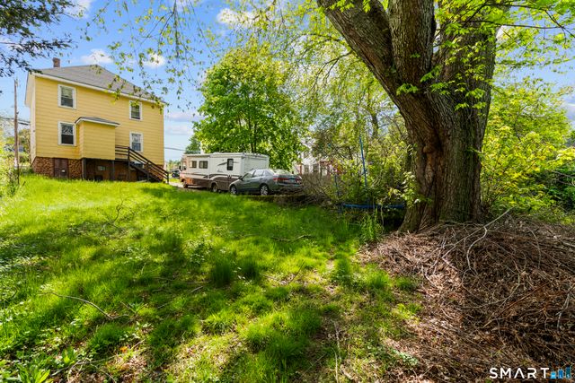242 Crystal Avenue, New London, CT 06320