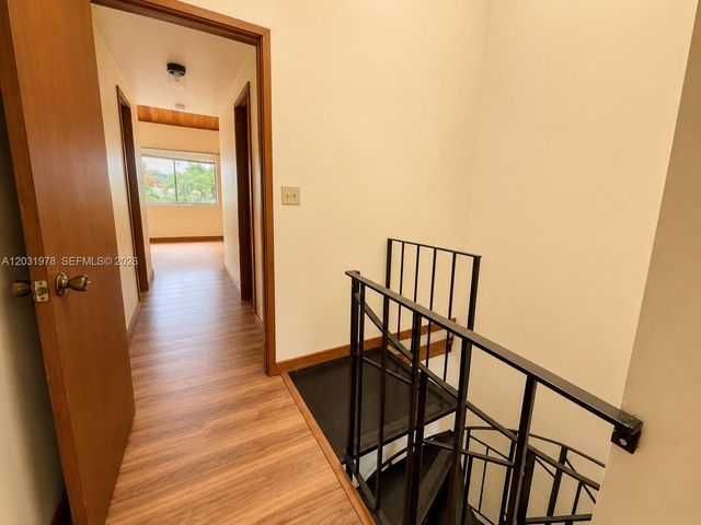 3719 Riverside Dr, Coral Springs, FL 33065