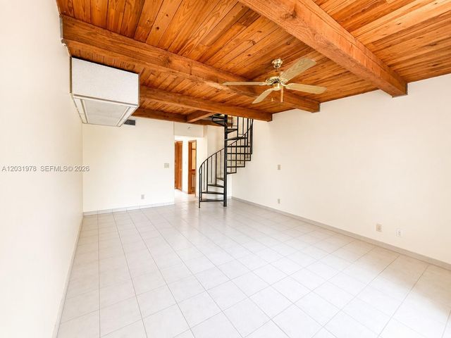 3719 Riverside Dr, Coral Springs, FL 33065