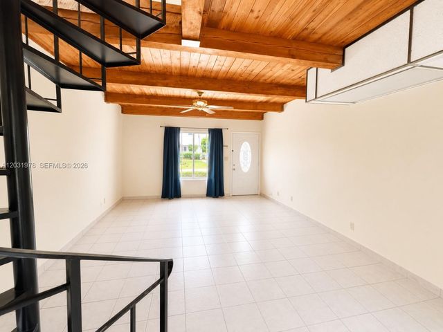 3719 Riverside Dr, Coral Springs, FL 33065
