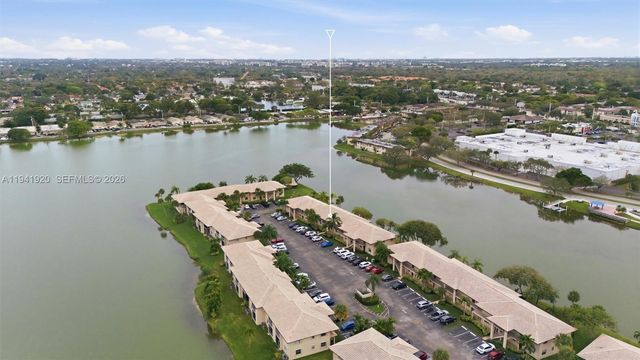 5501 Lakeside Dr 204, Margate, FL 33063