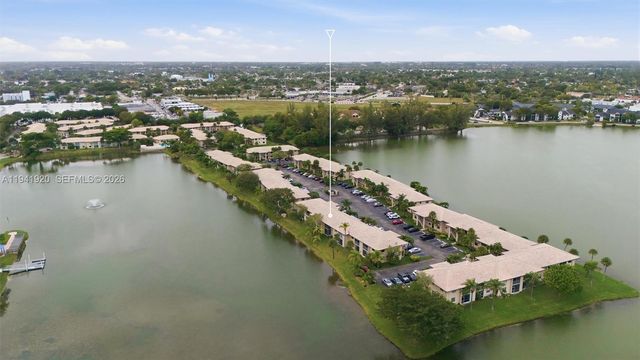 5501 Lakeside Dr 204, Margate, FL 33063