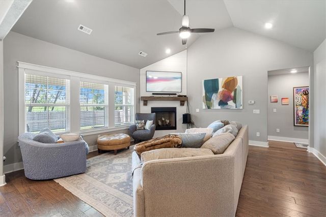 808 Fallon Street, Siloam Springs, AR 72761