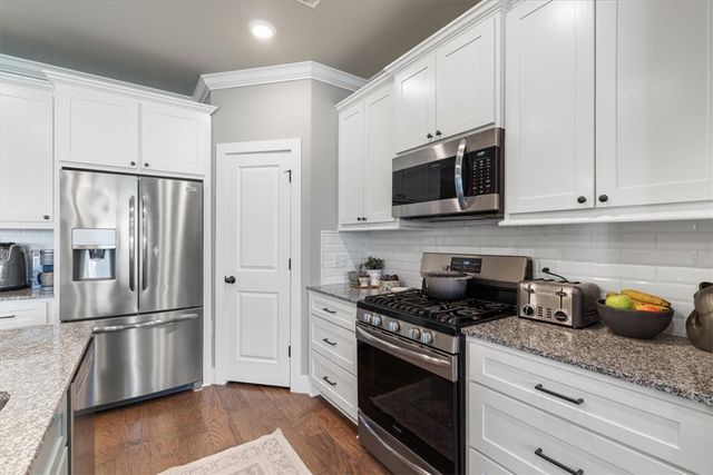 808 Fallon Street, Siloam Springs, AR 72761