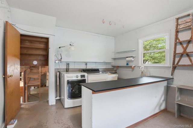 205 East Drive, Hurley, NY 12443