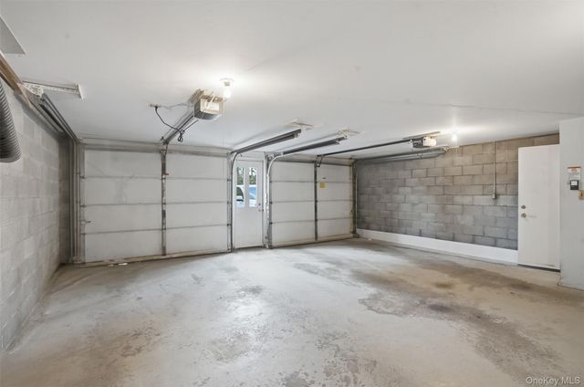 205 East Drive, Hurley, NY 12443