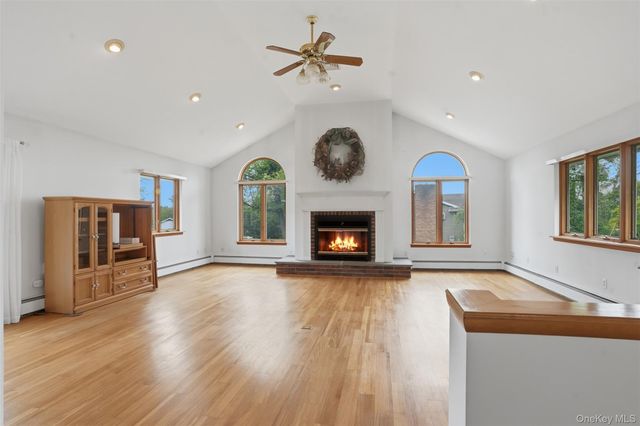 205 East Drive, Hurley, NY 12443