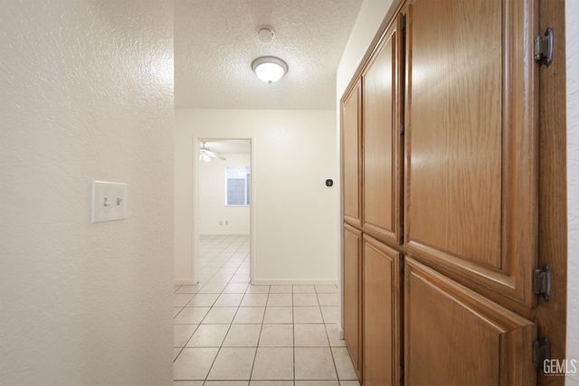 4613 Black Rock Mountain Court, Bakersfield, CA 93304