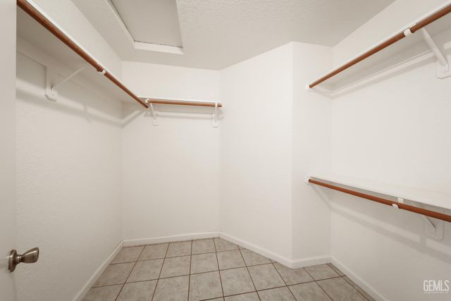 4613 Black Rock Mountain Court, Bakersfield, CA 93304