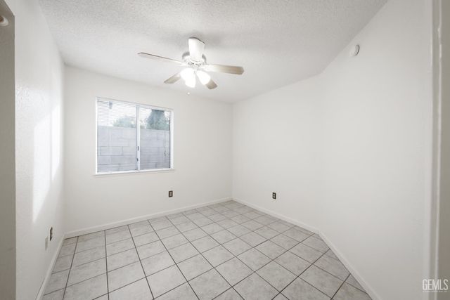 4613 Black Rock Mountain Court, Bakersfield, CA 93304