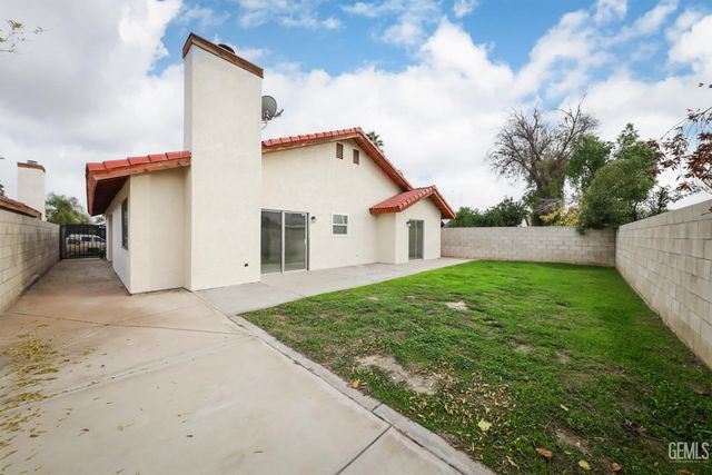 4613 Black Rock Mountain Court, Bakersfield, CA 93304