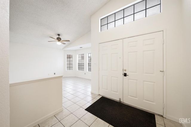 4613 Black Rock Mountain Court, Bakersfield, CA 93304