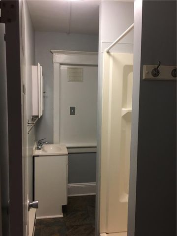 123 East Elizabeth Avenue, Bethlehem City, PA 18018