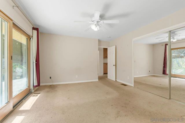 2901 Helix St, Spring Valley, CA 91977