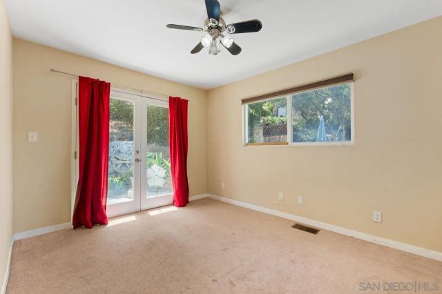 2901 Helix St, Spring Valley, CA 91977