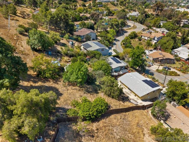 2901 Helix St, Spring Valley, CA 91977