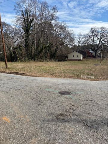 4648 Ernest Drive, Forest Park, GA 30297