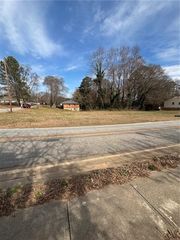 4648 Ernest Drive, Forest Park, GA 30297