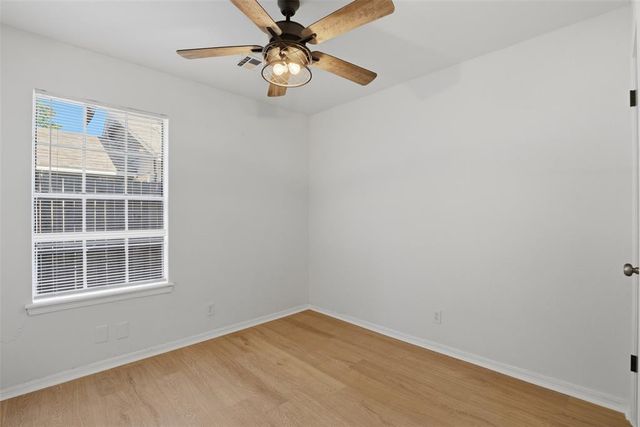 612 W Perry Drive, Mustang, OK 73064