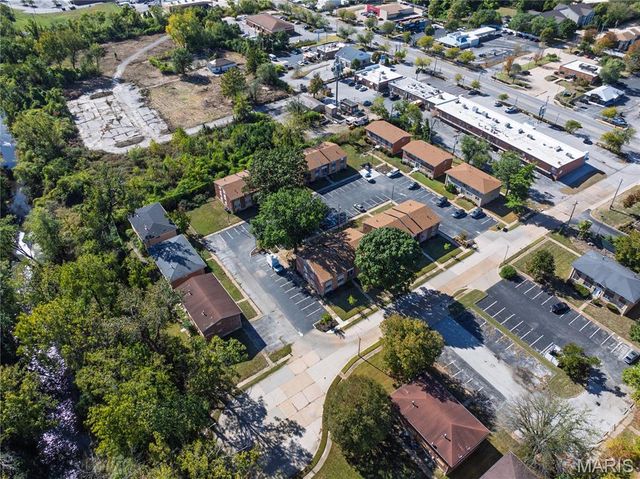 4 Bruce Drive, Florissant, MO 63031