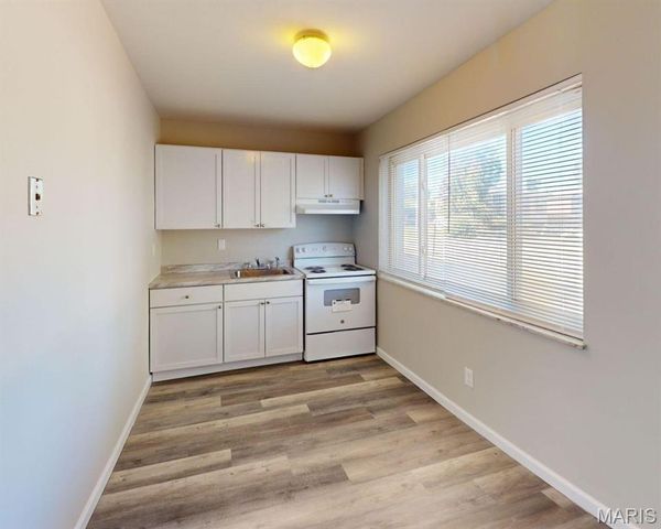 4 Bruce Drive, Florissant, MO 63031