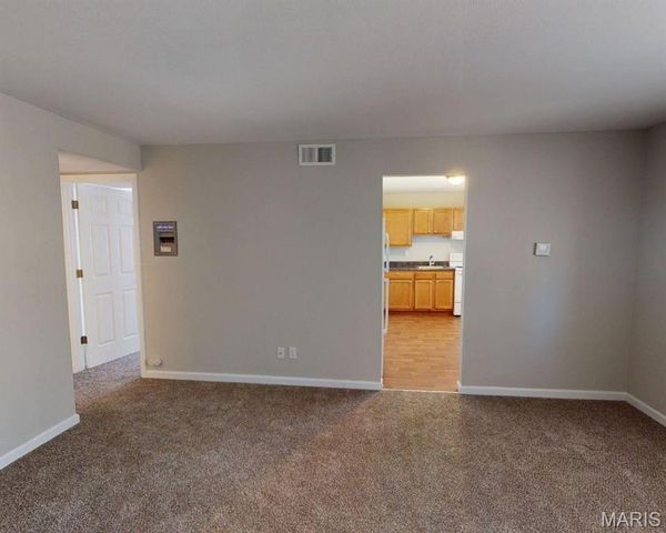 4 Bruce Drive, Florissant, MO 63031